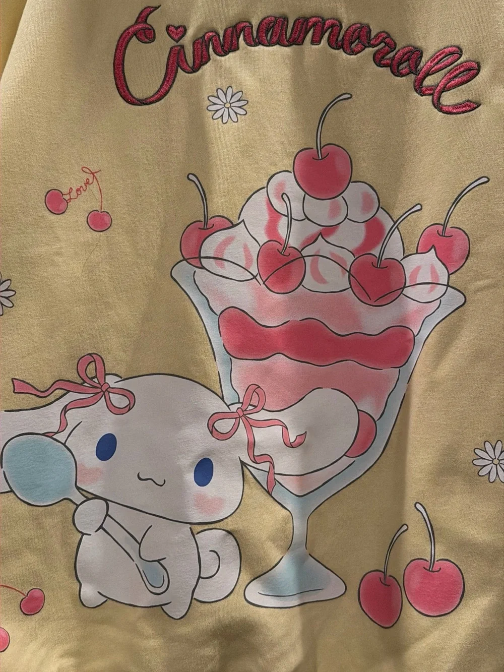 Hybrid Apparel Yellow Cinnamoroll Cherry Parfait Crewneck - Picture 3 of 6